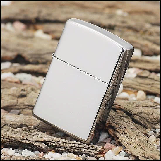 Bật Lửa Zippo Trơn Bóng