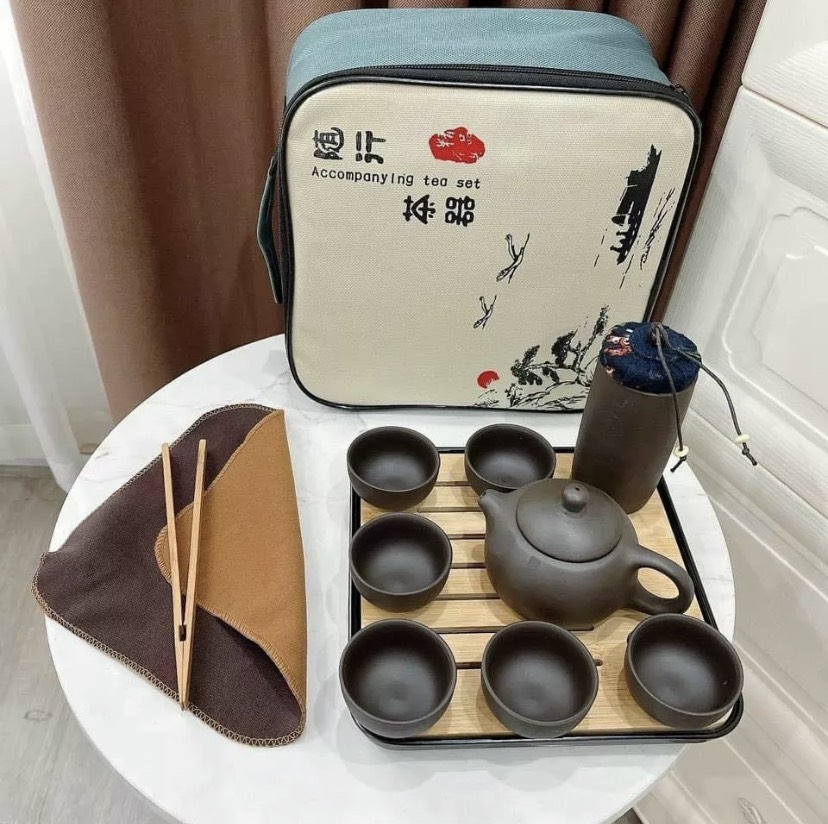 Bộ Bình Trà Có Túi Kèm Khay Gỗ Sang Trọng