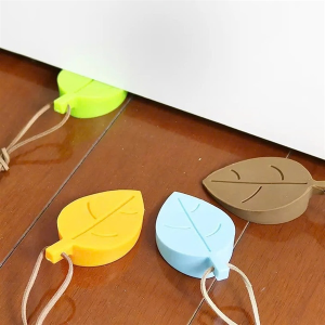 DỤNG CỤ CHẮN CỬA HÌNH LÁ