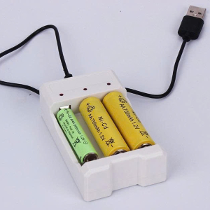 BỘ SẠC PIN ĐA NĂNG 3 KHE